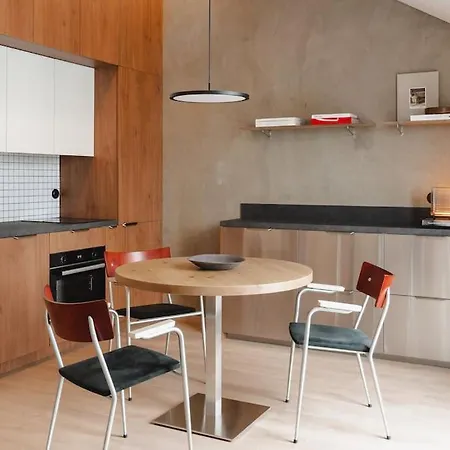 Modern Vintage-Style Apartment Near The Center Vilnius Exterior photo