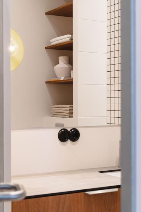Modern Vintage-style Near The Center *